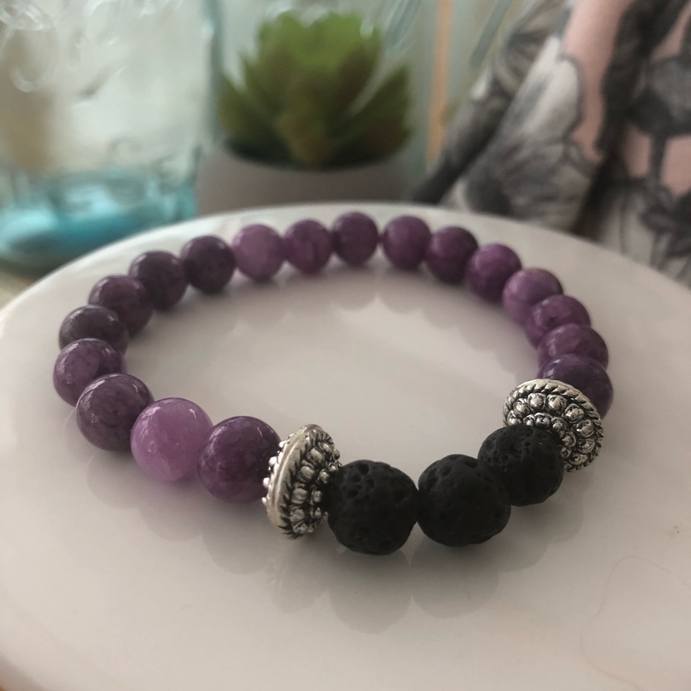Essential oil diffusing bracelets - Picture 6 of 8
